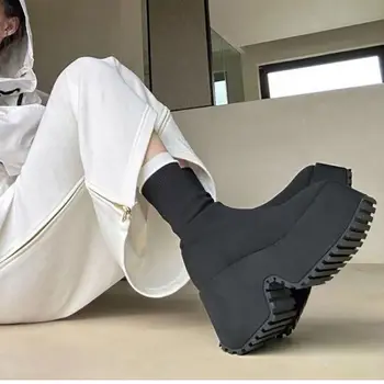 2023 Весенне-осенние новые вязаные эластичные носки Женские ботильоны с градиентным узором на платформе и лифтом