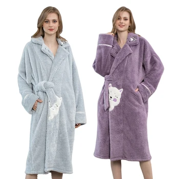 Фланелевый халат, ночная рубашка, женский осенне-зимний женский домашний сервис, мультяшные теплые Рождественские и новогодние подарки, утолщенный халат