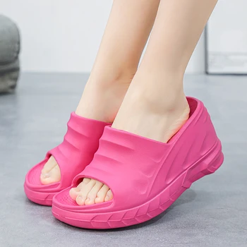 Женские тапочки, дышащие женские сандалии, легкая обувь на толстой подошве, летняя садовая обувь, нескользящая обувь на платформе, пляжная обувь