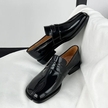 Новые Черные туфли-таби; Женская обувь на плоской подошве с раздельным носком; Женская Обувь с свиными Копытцами; Лоферы Для Отдыха; Женские Модные zapatos de mujer