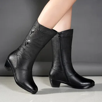 Модные женские ботинки на зиму 2023 года из искусственной кожи, полностью черного цвета, на высоком каблуке с толстой подошвой, Модная лаконичная повседневная обувь на платформе